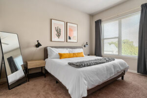 bedroom - Lodgeur at Elan Med Center