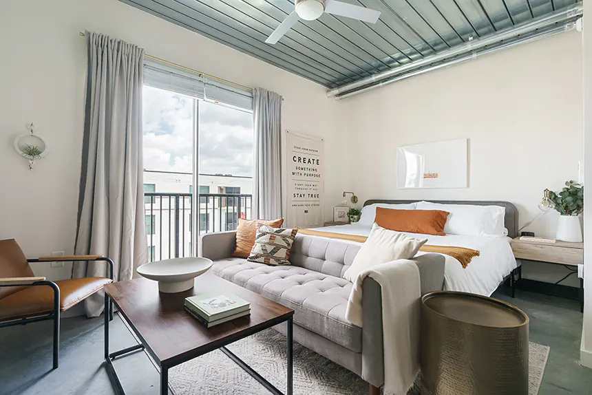 Rentals for travel nurses in Houston, TX by Lodgeur at Mid Main Lofts in Midtown