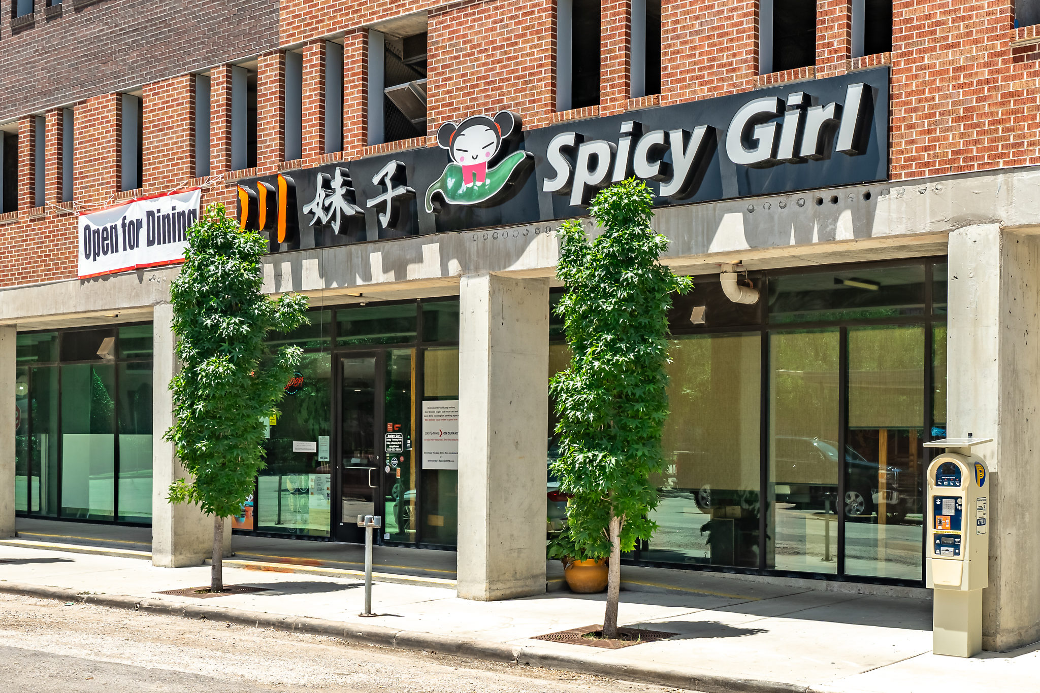 Exterior of Spicy Girl, one of the restaurants located at Mid Main Lofts in Midtown