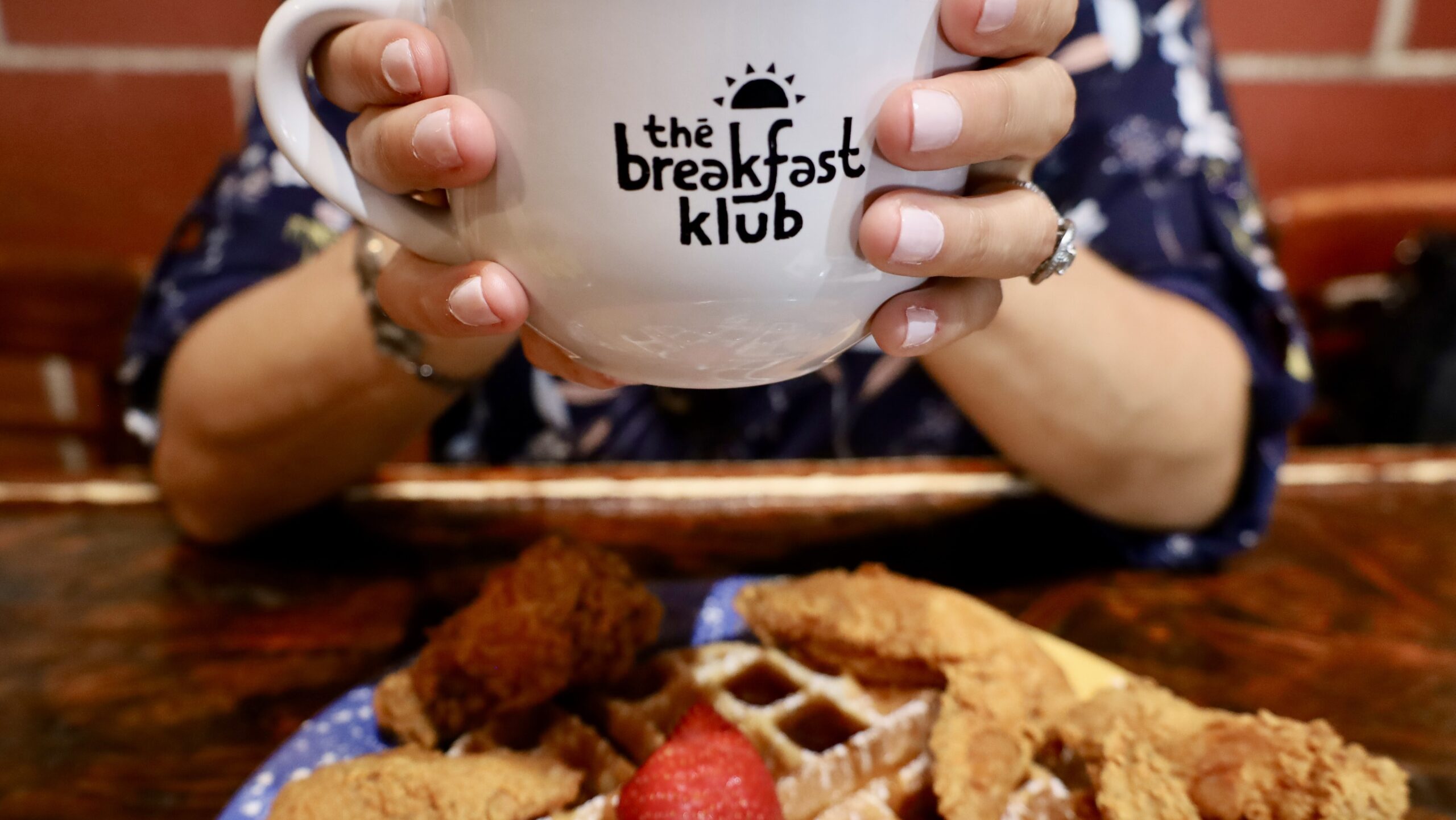 coffee mug with The Breakfast Klub logo