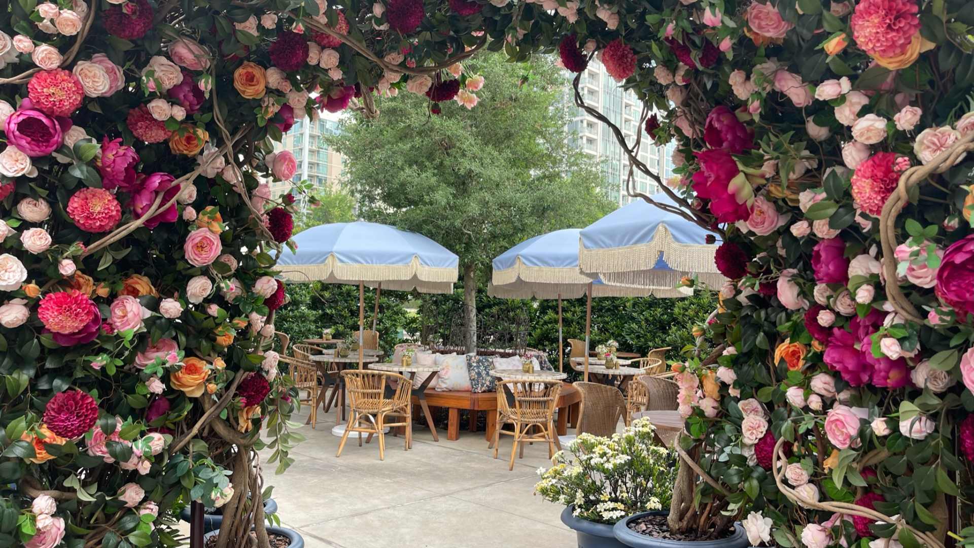Entrance arch at Little Hen in River Oaks Houston